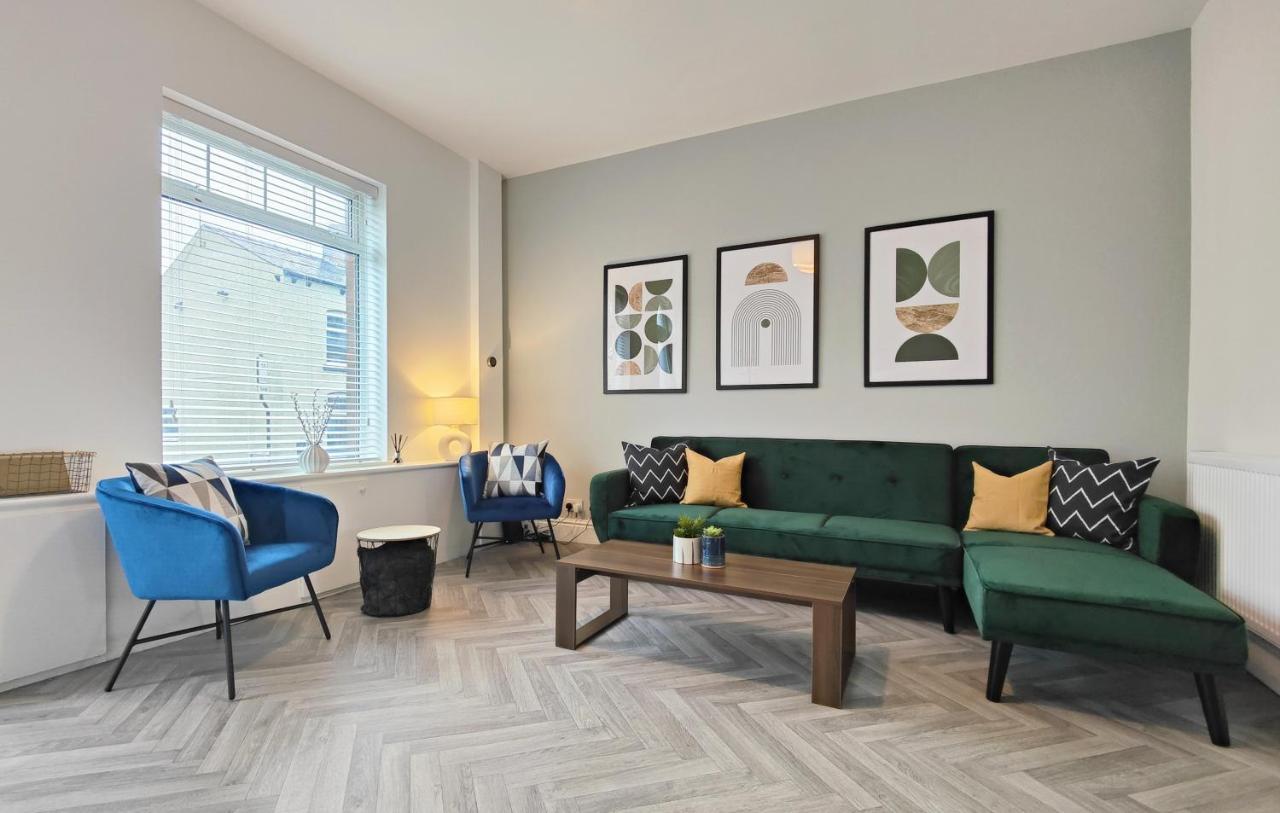 Stott House - Bright Spacious Townhouse 15 Minutes To Central Manchester With Free Parking Villa Екстериор снимка
